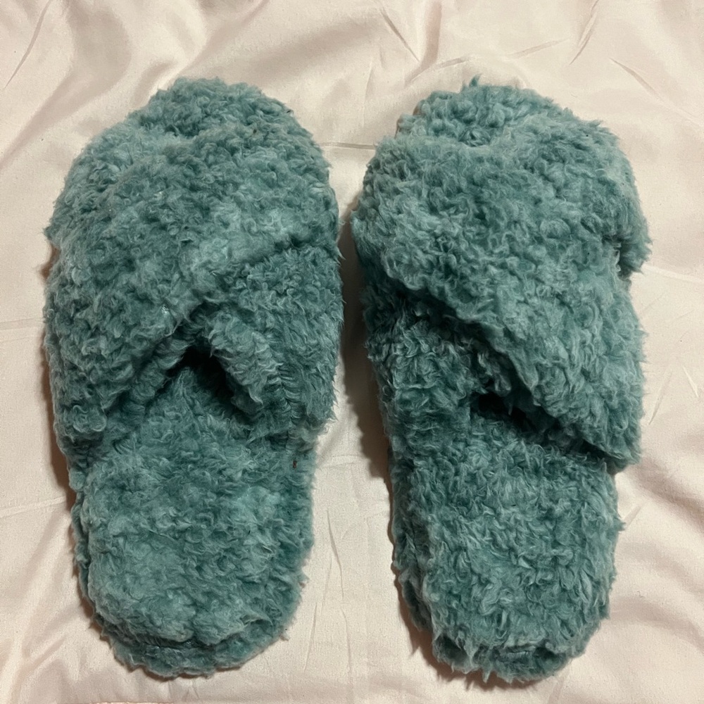 Vera Bradley Plush Slippers